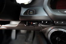 Cargar imagen en el visor de la galería, Injen 01-06 BMW M3 3.2L / 15-18 BMW M3 3.0TT X-Pedal Pro Black Edition Throttle Controller