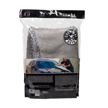 Cargar imagen en el visor de la galería, Chemical Guys Woolly Mammoth Microfiber Dryer Towel - 36in x 25in (P6)