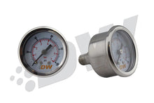 गैलरी व्यूवर में इमेज लोड करें, DeatschWerks 0-100 PSI 1/8in NPT Mechanical Fuel Pressure Gauge