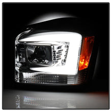 Carica l&#39;immagine nel visualizzatore di Gallery, Spyder 04-06 Dodge Durango Projector Headlights - Chrome PRO-YD-DDU04-LB-C