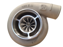 गैलरी व्यूवर में इमेज लोड करें, BorgWarner Turbocharger SX S400 T6 A/R 1.32 71.4mm Inducer