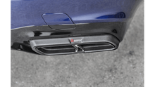 Carica l&#39;immagine nel visualizzatore di Gallery, Akrapovic Evolution Tail Pipe Set (Matte Carbon) for 2017-21 Mercedes Benz E63/ Estate (W213/ S213) - 2to4wheels