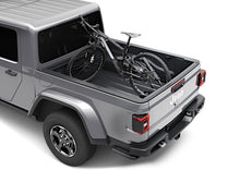 गैलरी व्यूवर में इमेज लोड करें, Thule Insta-Gater Pro - Upright Bike Rack for Truck Beds - Black