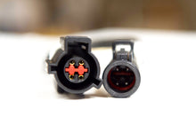 Cargar imagen en el visor de la galería, Kooks 05-10 Mustang GT 3V &amp; 07-10 GT500 4V 12in - 02 Ext Harn -Each