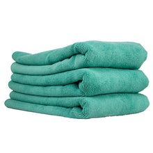 गैलरी व्यूवर में इमेज लोड करें, Chemical Guys Workhorse Professional Microfiber Towel (Exterior)- 24in x 16in - Green - 3 Pack (P16)