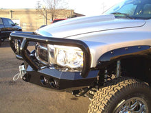 Cargar imagen en el visor de la galería, Road Armor 03-05 Dodge 2500 Stealth Front Winch Bumper w/Titan II Guard - Tex Blk