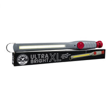 गैलरी व्यूवर में इमेज लोड करें, Chemical Guys Ultra Bright XL Rechargeable Detailing Inspection LED Slim Light (P12)