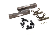गैलरी व्यूवर में इमेज लोड करें, DeatschWerks 02+ Subaru WRX / 07+ STI/LGT Top Feed Fuel Rail Upgrade Kit w/ 1000cc Injectors