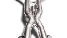 Carica l&#39;immagine nel visualizzatore di Gallery, Akrapovic Evolution Line Cat Back (Titanium) w/Carbon Fiber Tips for 2015-18 Mercedes-AMG GT / Roadster - 2to4wheels